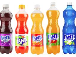 Вкусове Fanta в асортимент Бутилки за безалкохолни напитки / украински произход