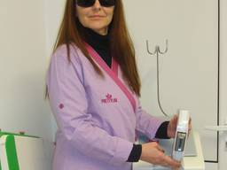 Фотоэпиляция Ног в салоне Pretty Lab