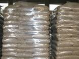 Good quality wood pellets for BBQ grill and heating 100% wood natural compacted solid fuel - фото 3