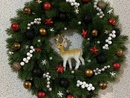 Коледен венец изработен ръчно
