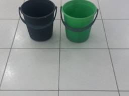 Пластиковое ведро