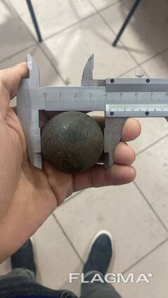 Steel grinding balls