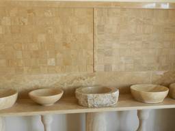 Умывальники из травертина