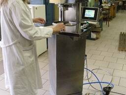 Vacuum seaming machine